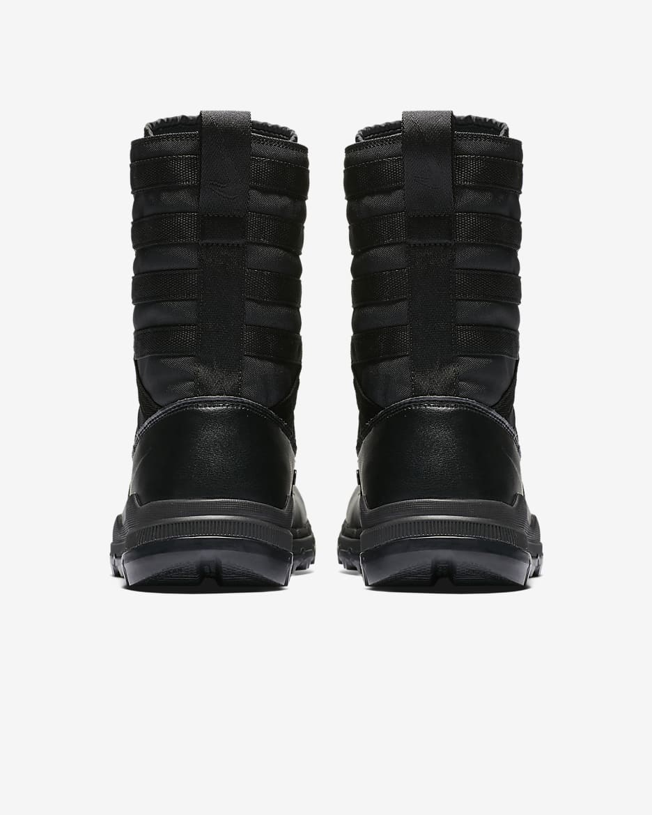 Nike black duty boots best sale